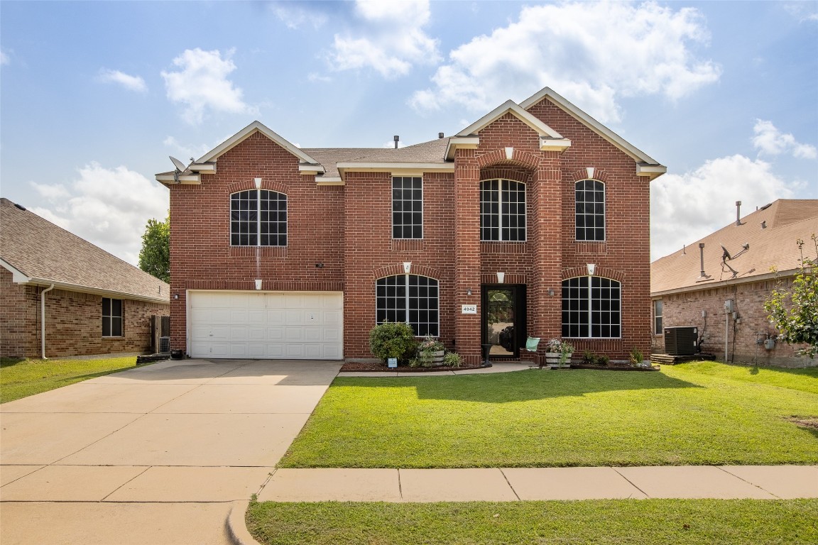 4942 Autumn Hill Grand Prairie TX 75052
