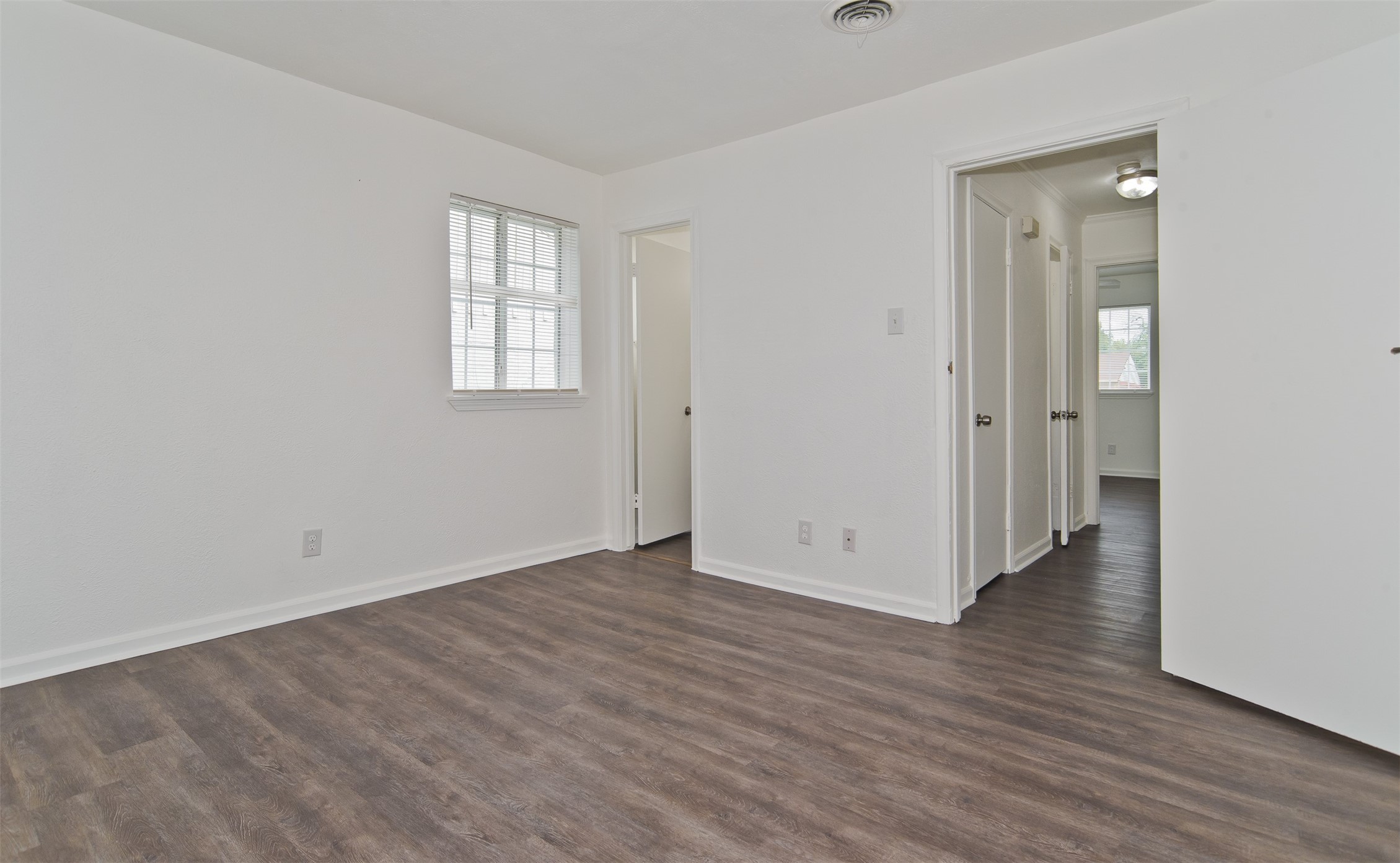 3433 Moon Drive Mesquite TX 75150