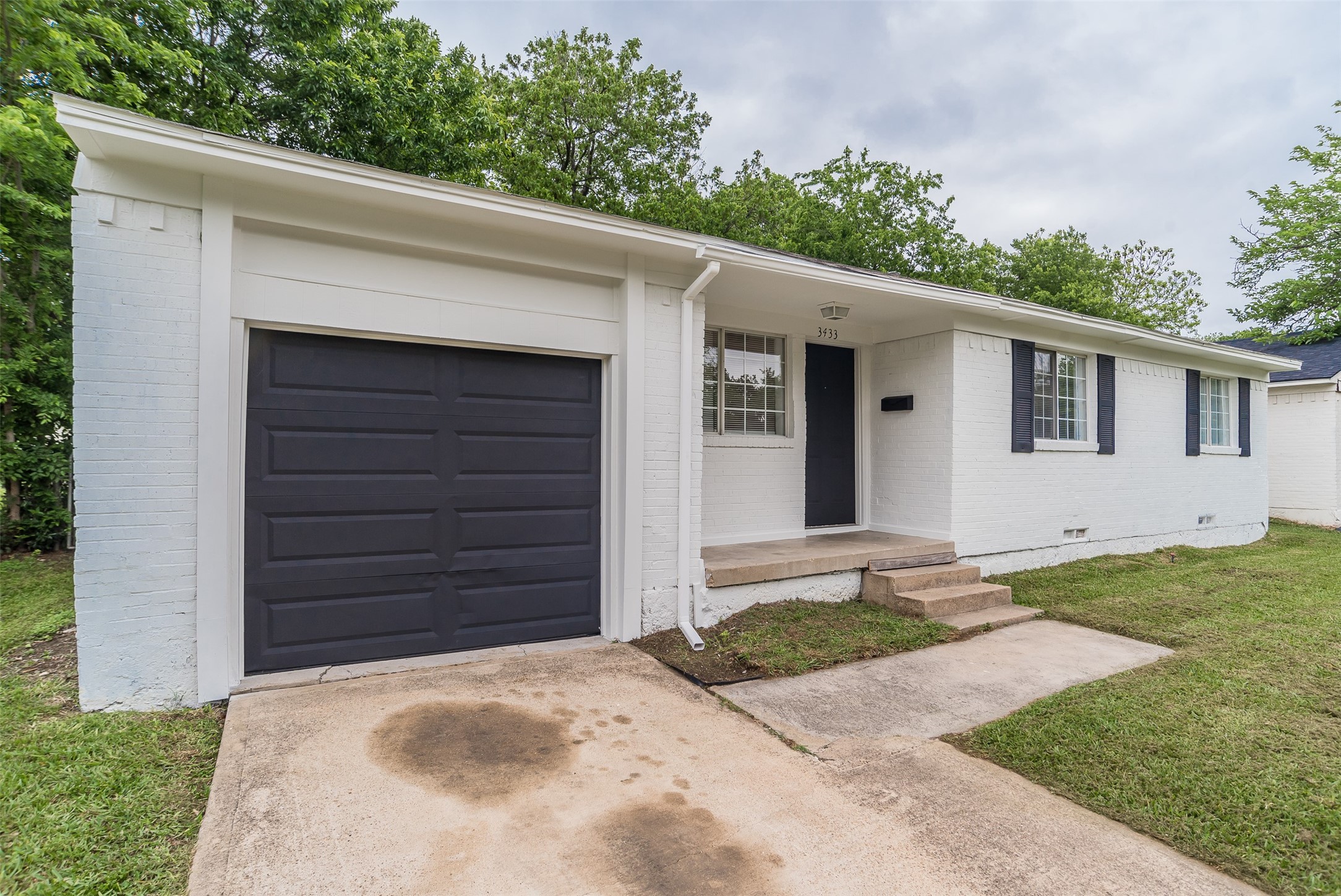 3433 Moon Drive Mesquite TX 75150