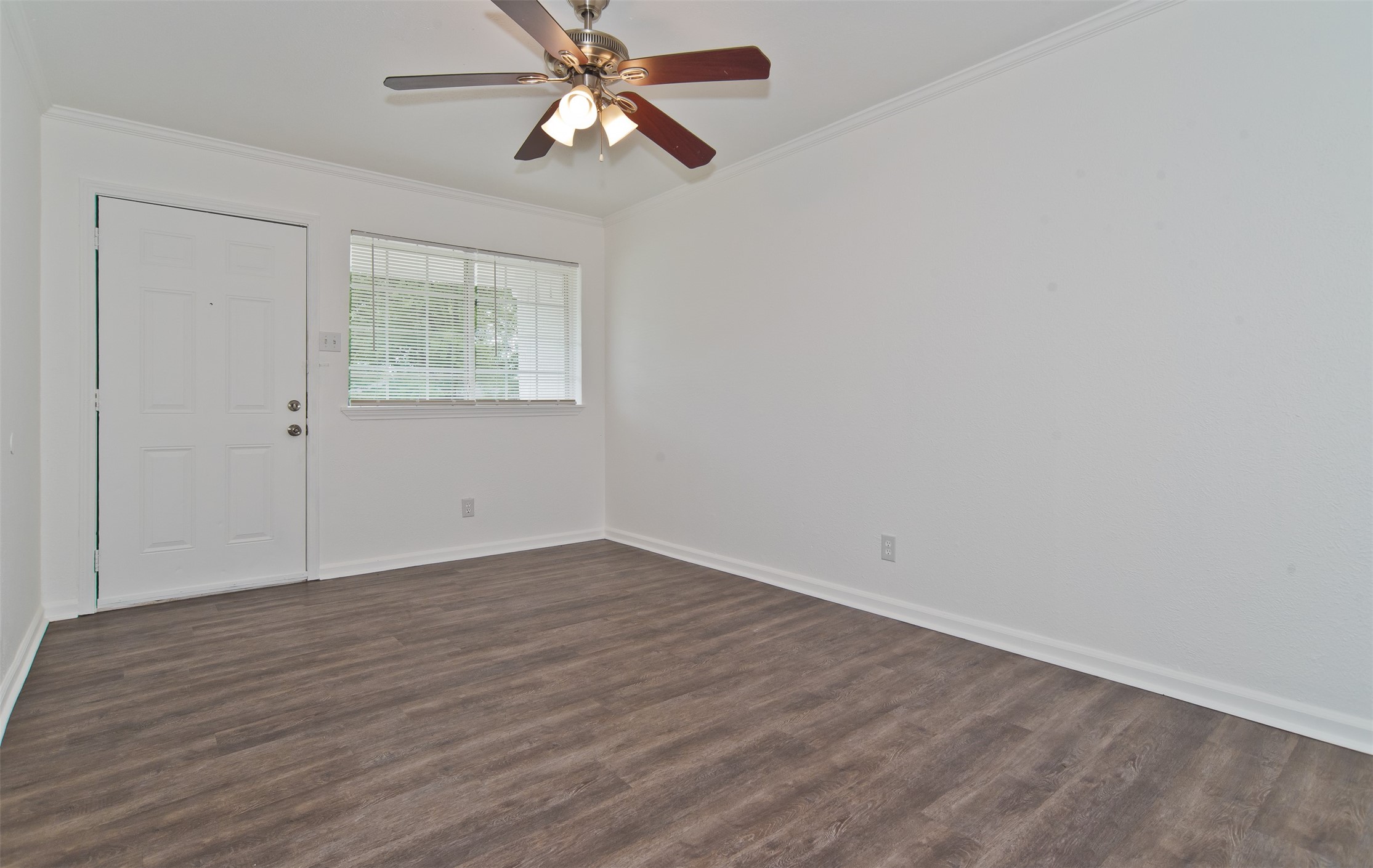3433 Moon Drive Mesquite TX 75150