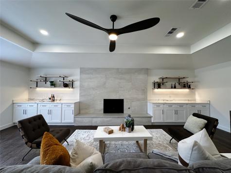 2629 Club Meadow Drive Garland TX 75043