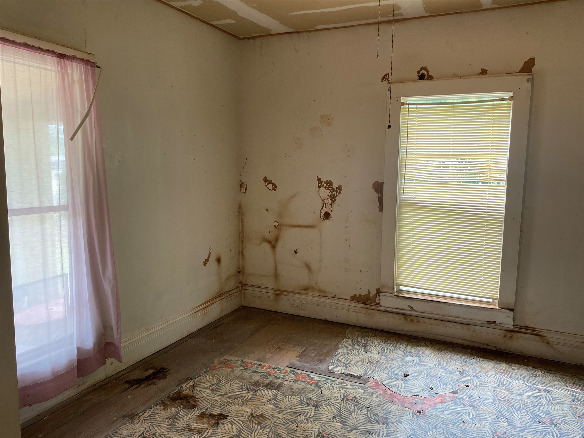 206 N 1st Street Bangs TX 76823
