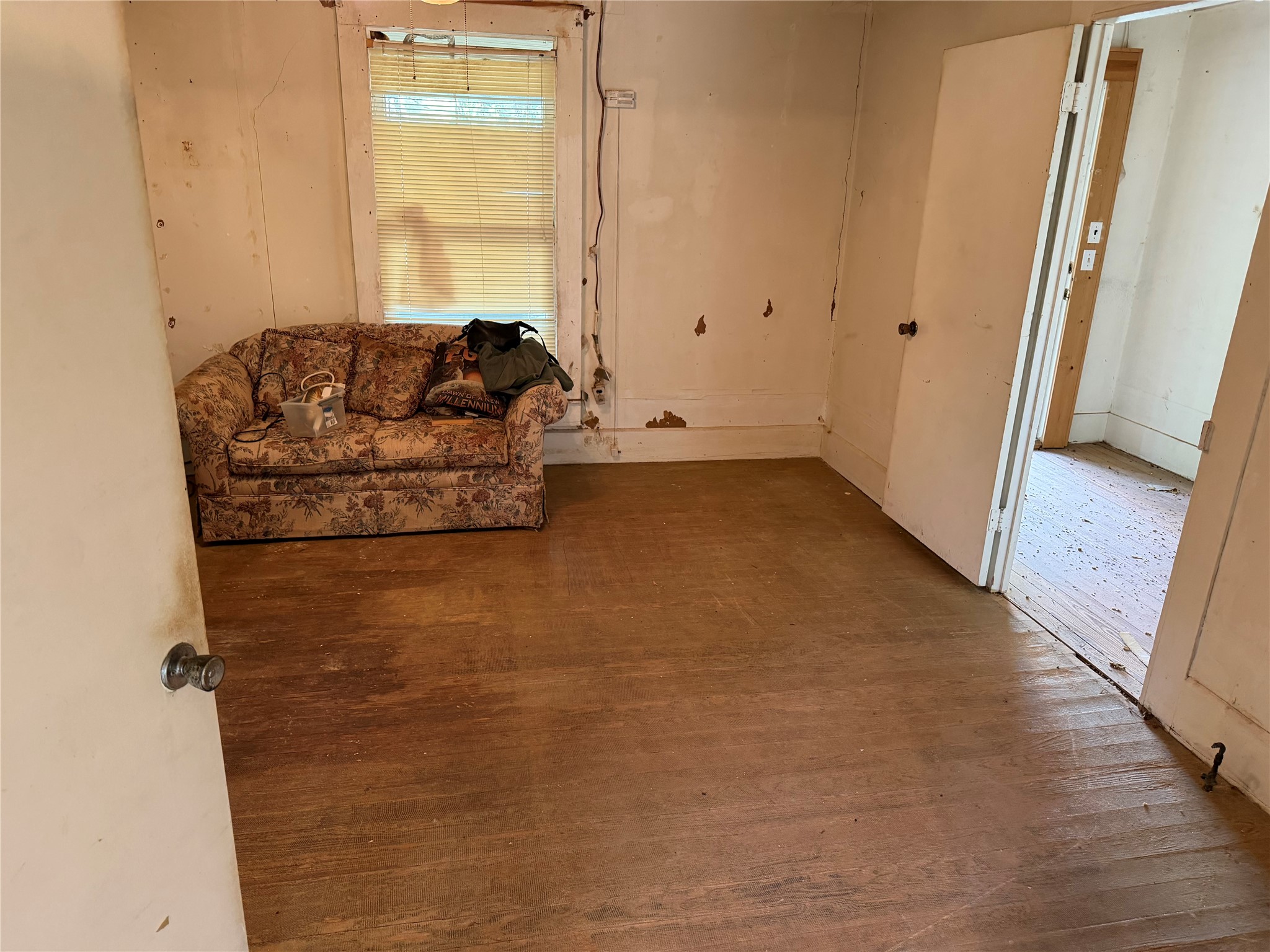 206 N 1st Street Bangs TX 76823