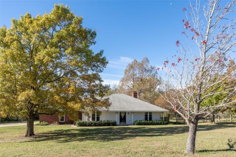 1904 Hash Road Lancaster TX 75146