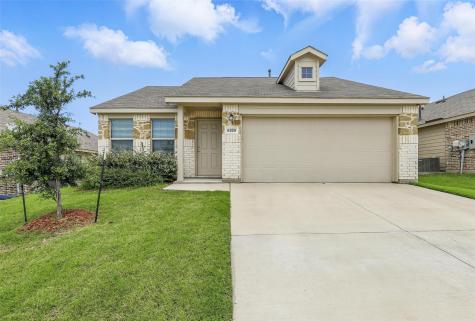 8329 Grand Oak Road Fort Worth TX 76123