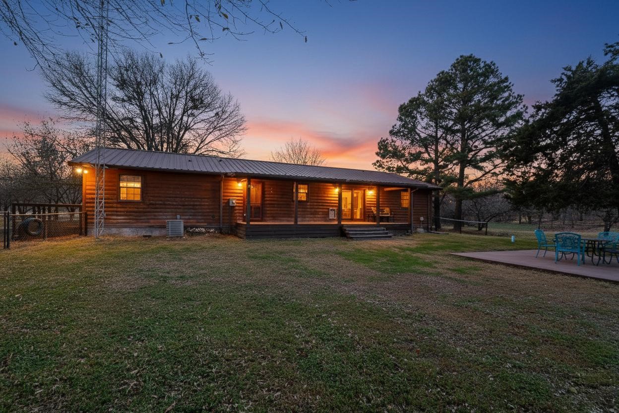 623 Rs County Road 1250 Emory TX 75440