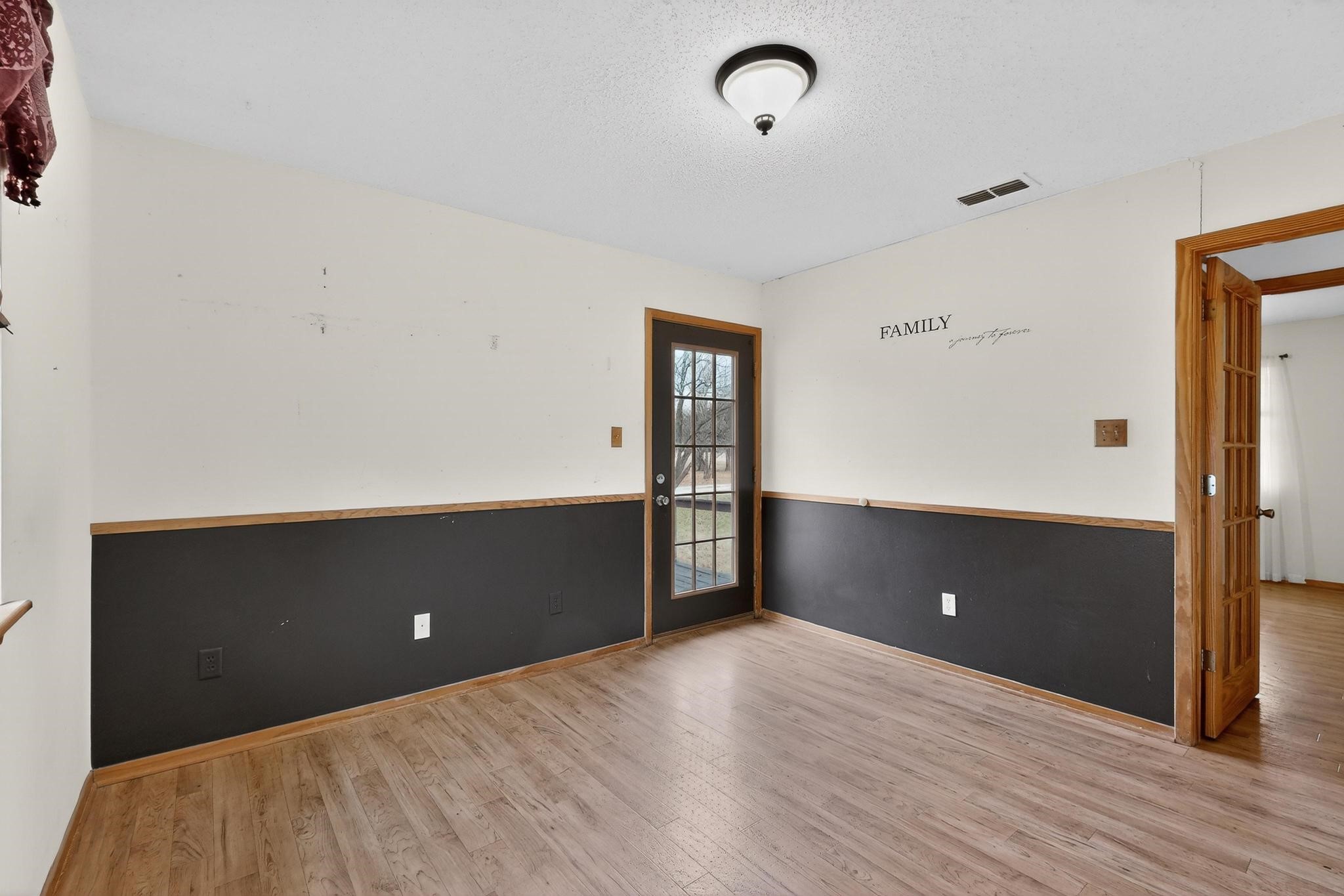 623 Rs County Road 1250 Emory TX 75440