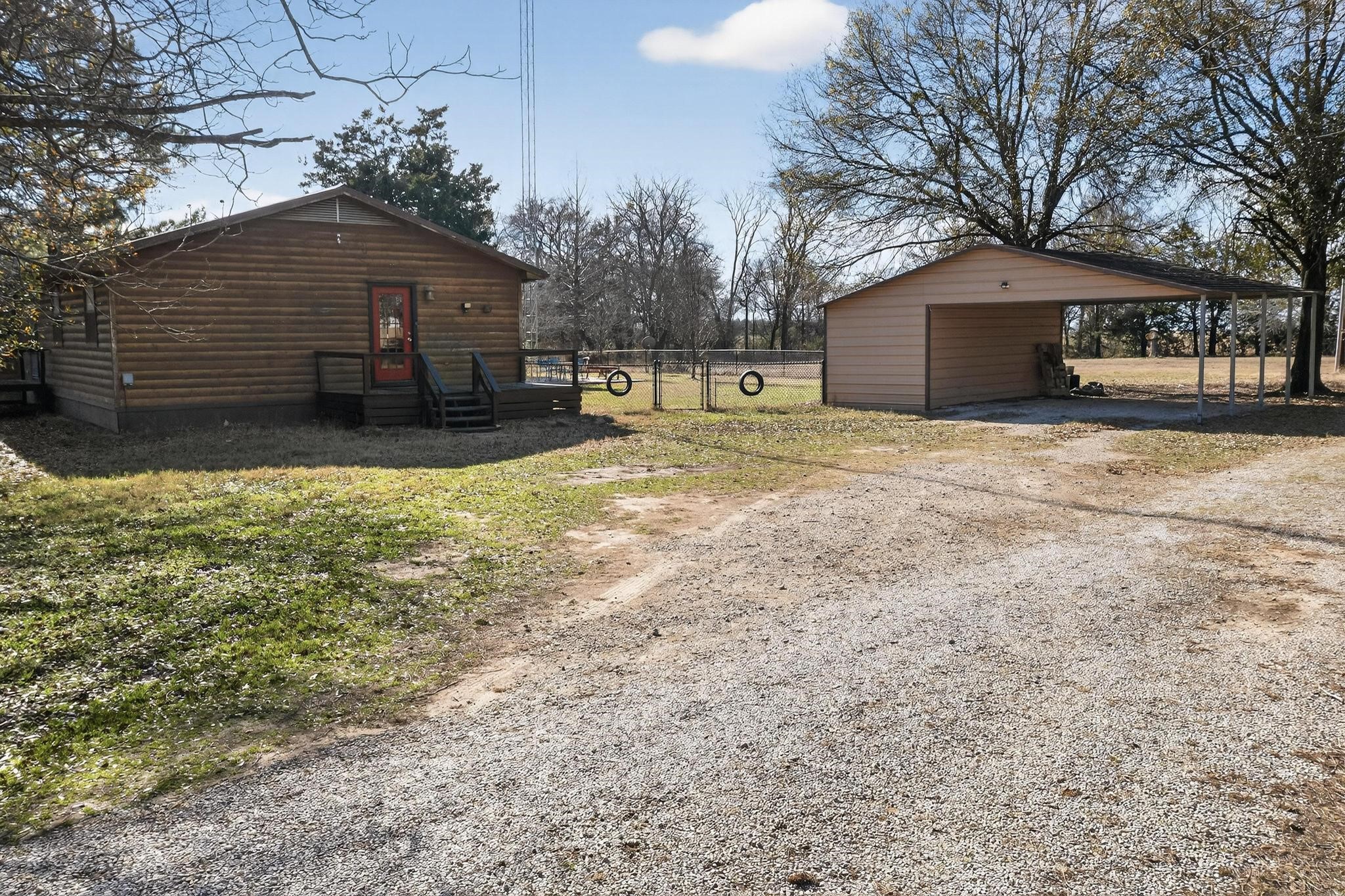 623 Rs County Road 1250 Emory TX 75440