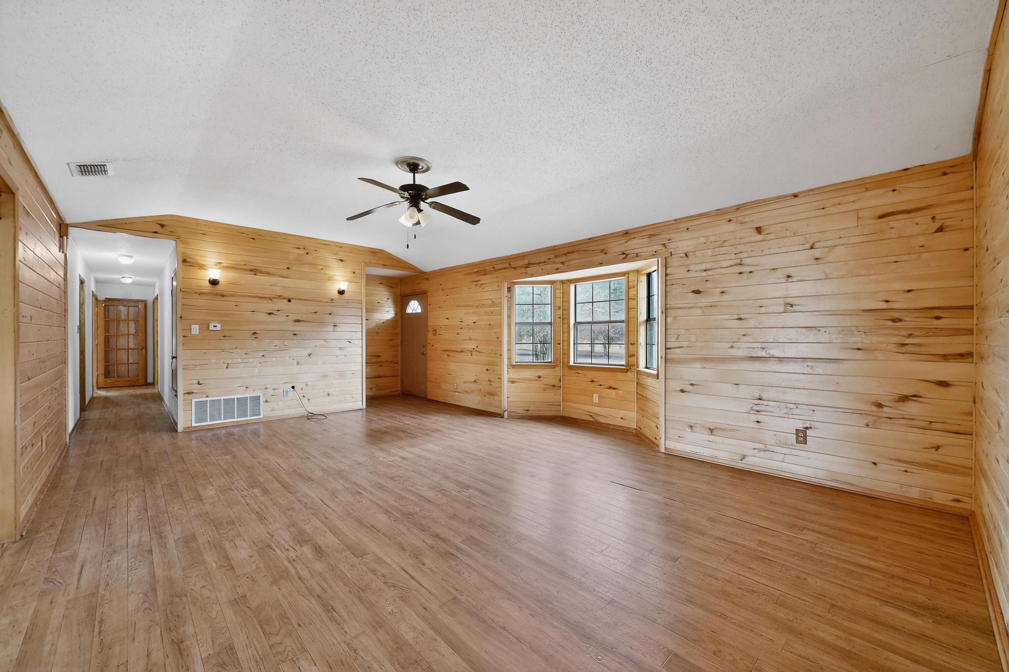 623 Rs County Road 1250 Emory TX 75440