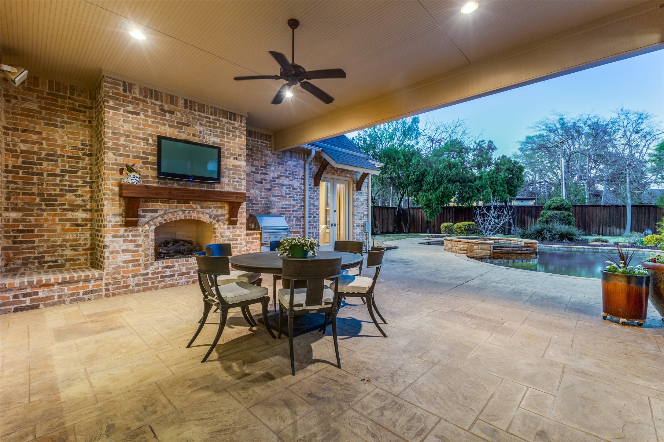 6031 Azalea Lane Dallas TX 75230