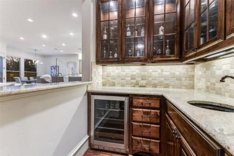 6031 Azalea Lane Dallas TX 75230