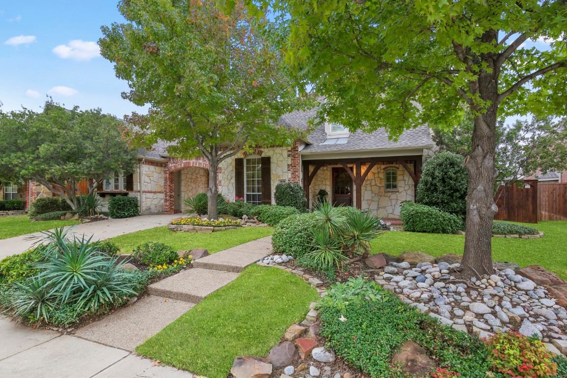 1616 Mcgee Lane Carrollton TX 75010