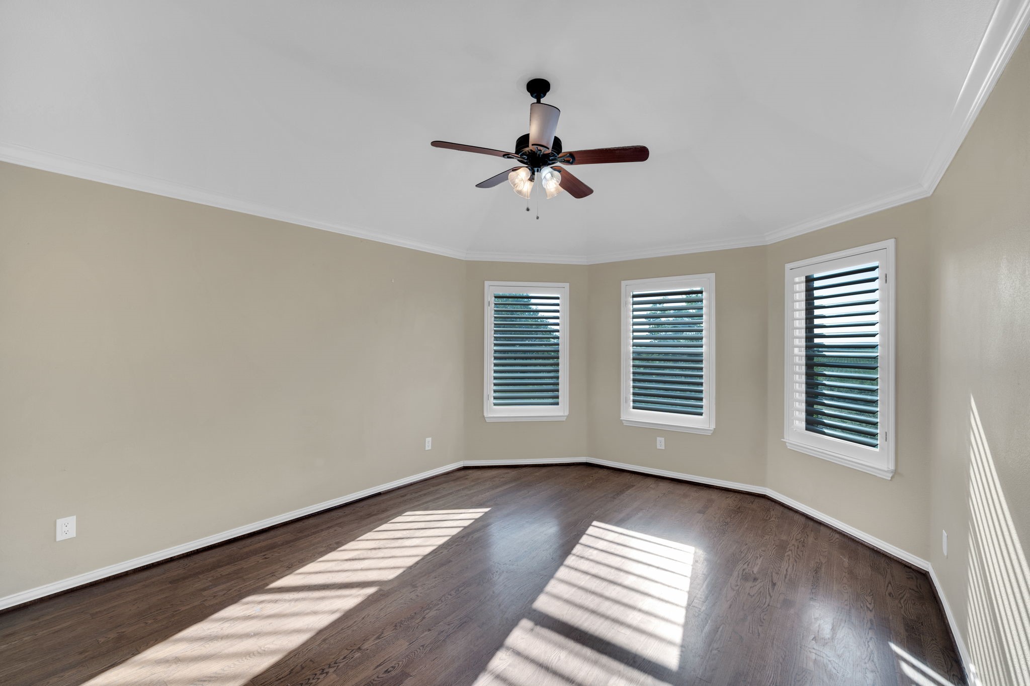 940 Mallory Drive Waxahachie TX 75167
