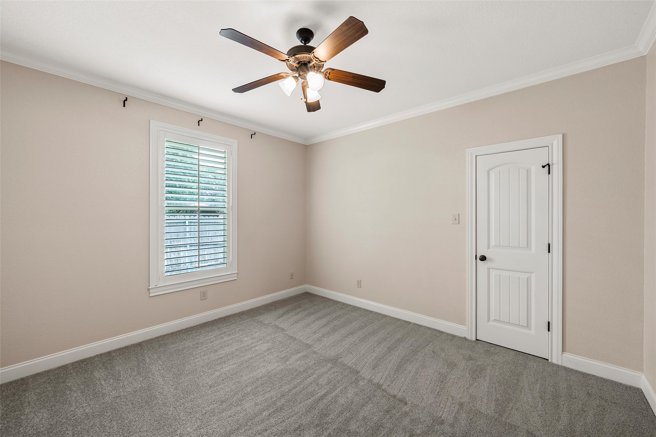 112 Stone Manor Drive Mcgregor TX 76657