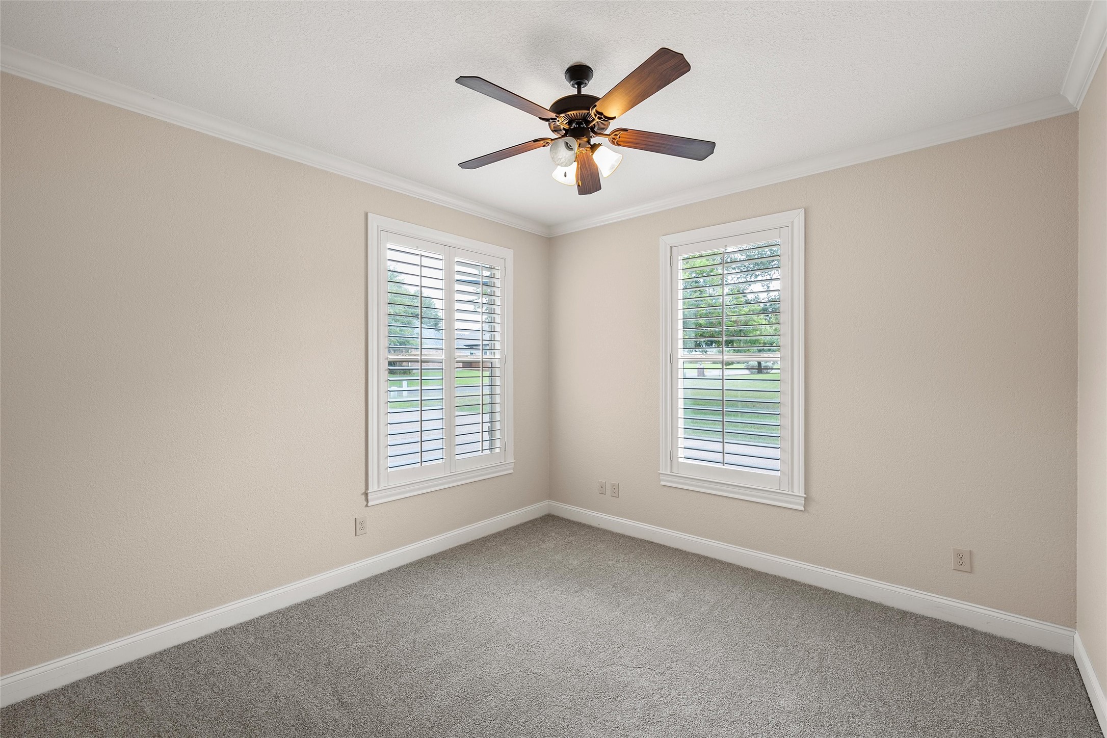 112 Stone Manor Drive Mcgregor TX 76657