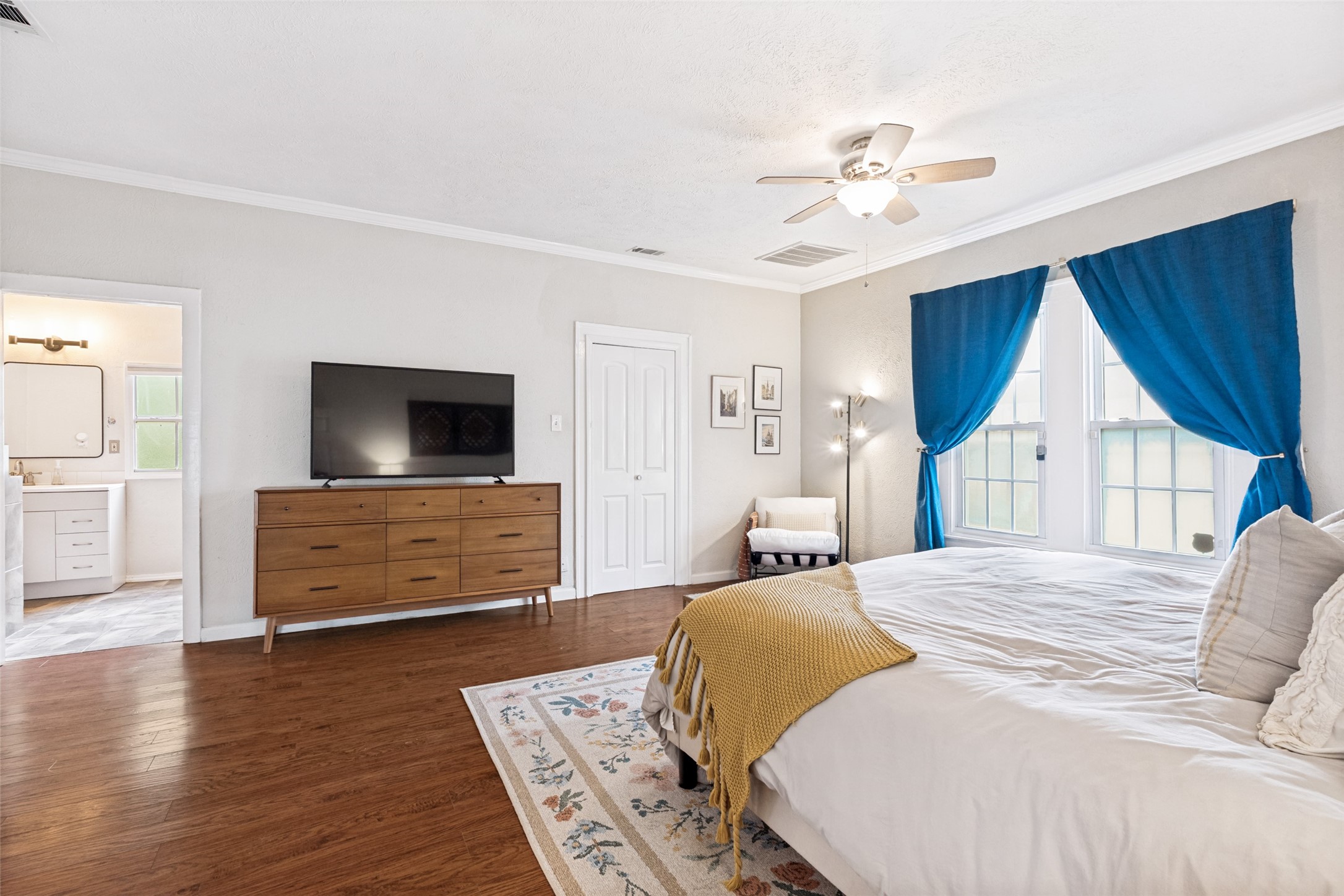 6047 Vickery Boulevard Dallas TX 75206