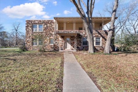 201 N 4th Street Wortham TX 76693