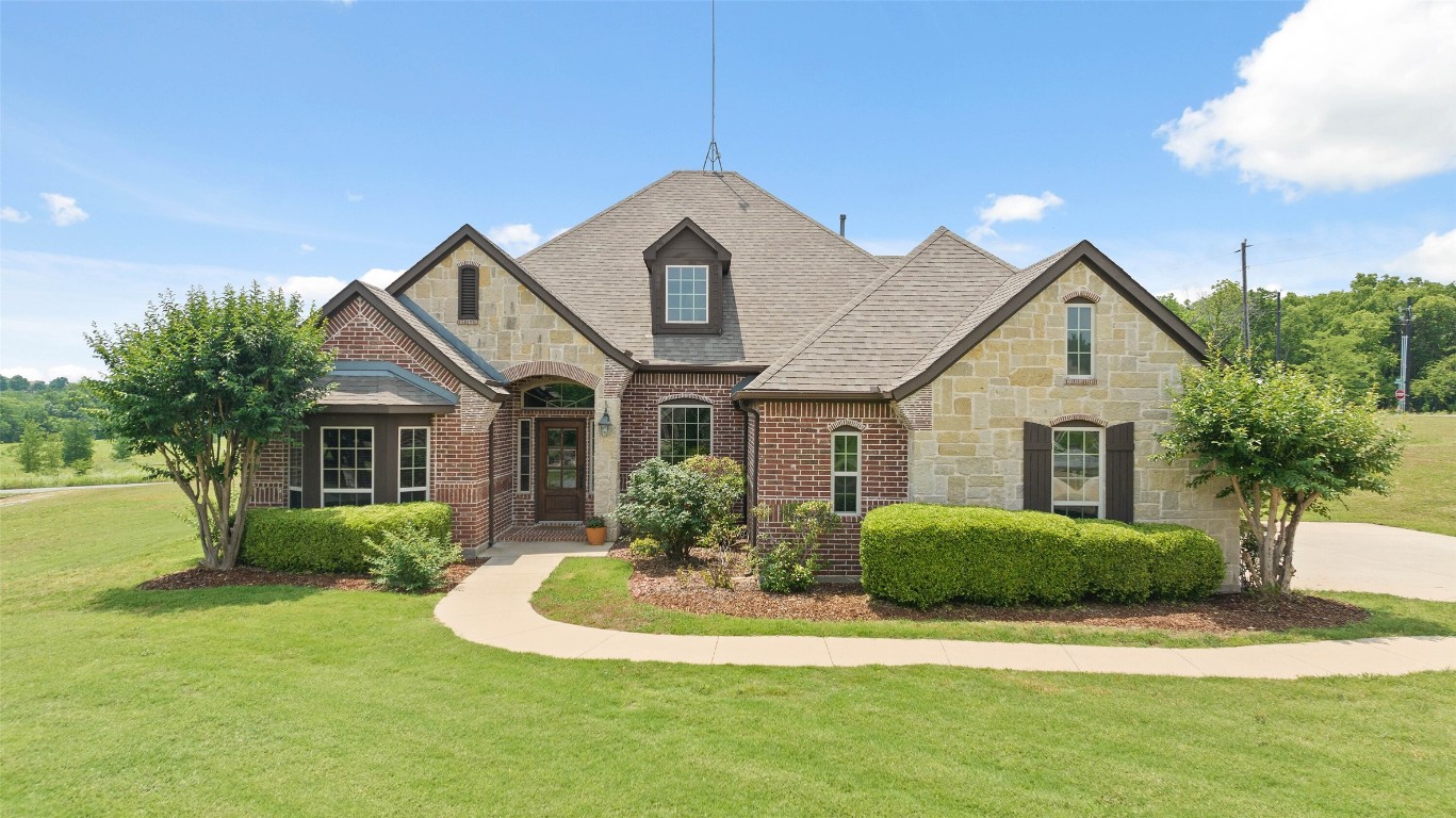 44 Hinton Court Van Alstyne TX 75495