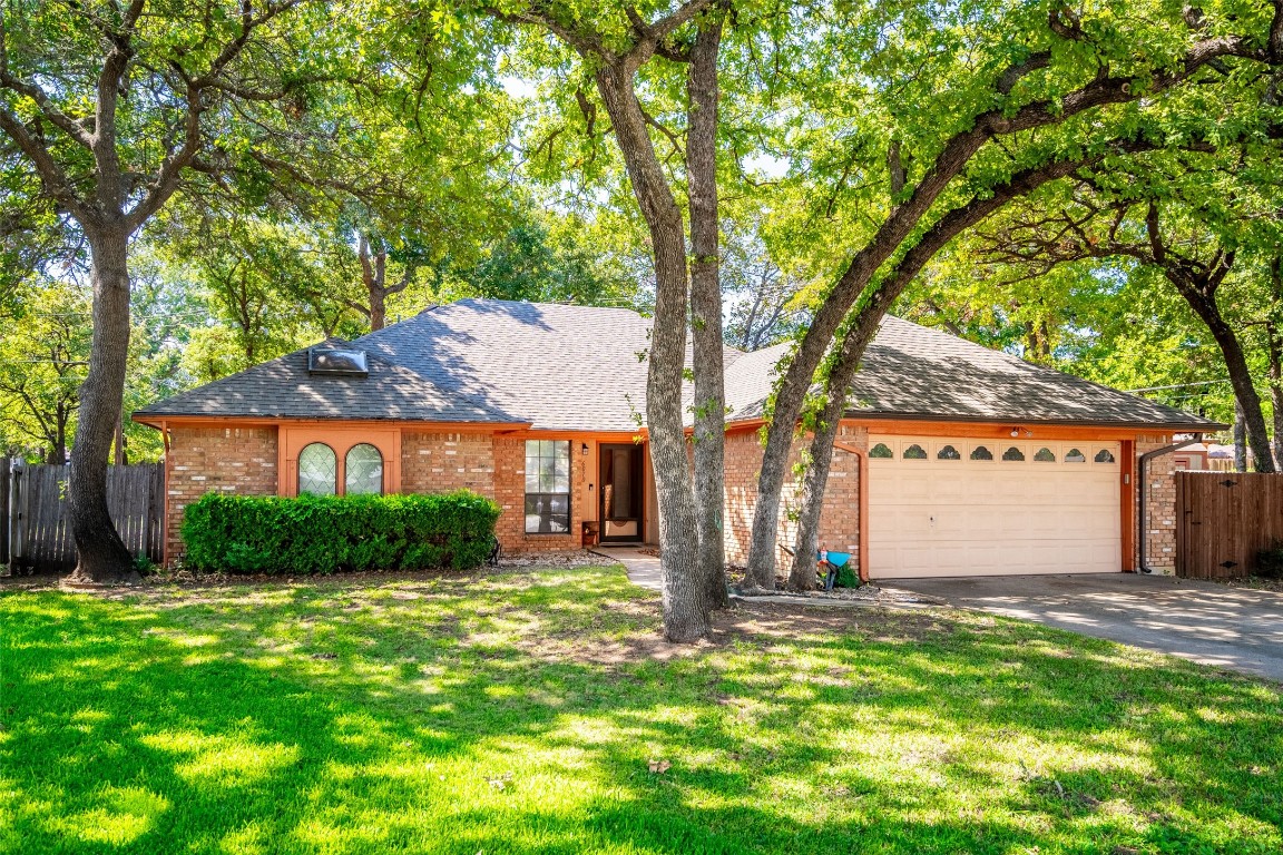 6010 Green Forest Court Arlington TX 76001