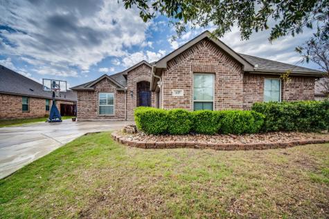 107 Cambridge Street Waxahachie TX 75165