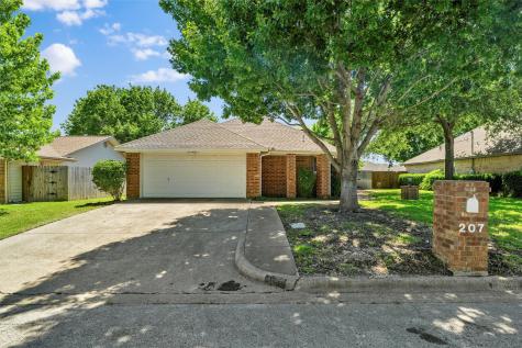 207 Johnston Boulevard Waxahachie TX 75165