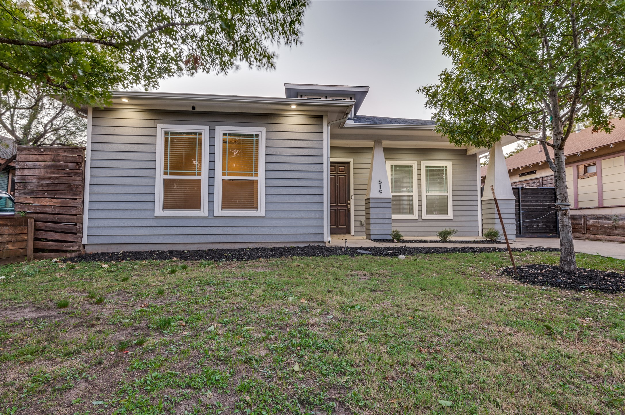619 Buckalew Street Dallas TX 75208