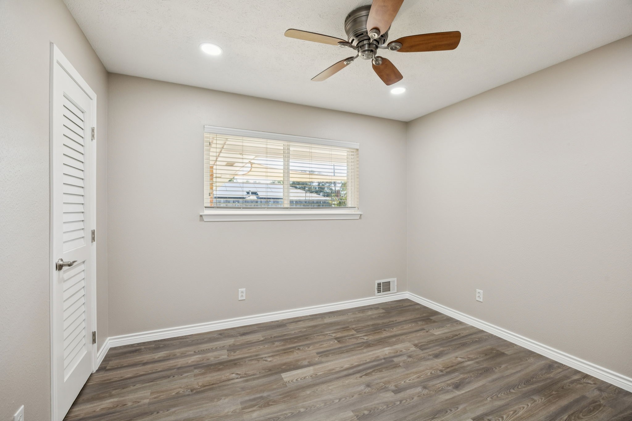 9536 Millridge Drive Dallas TX 75243