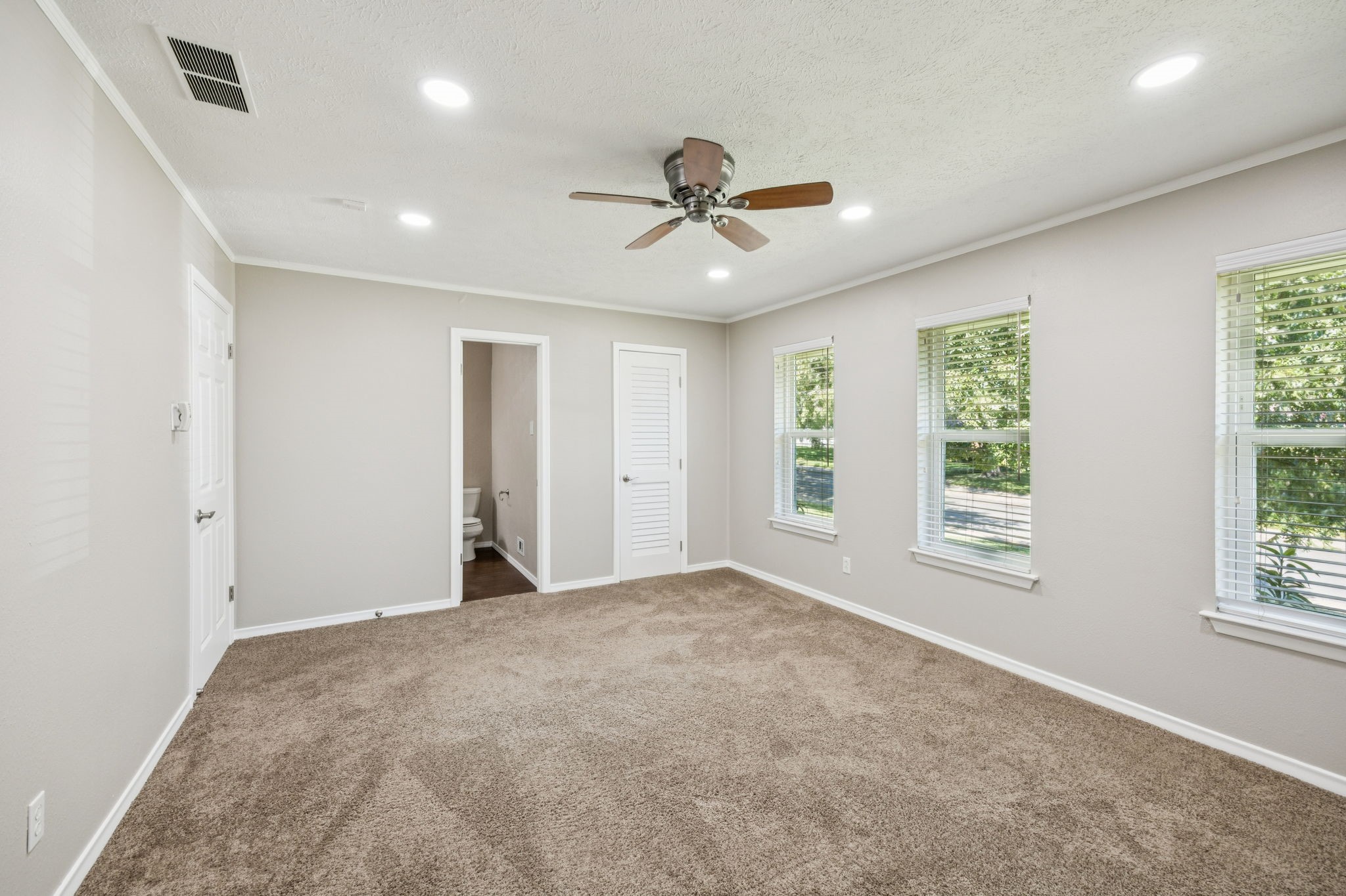 9536 Millridge Drive Dallas TX 75243