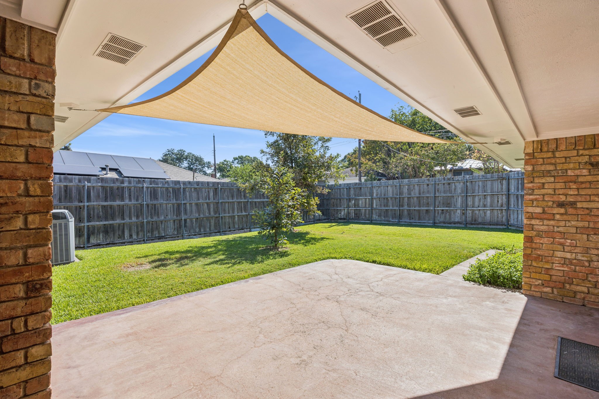 9536 Millridge Drive Dallas TX 75243