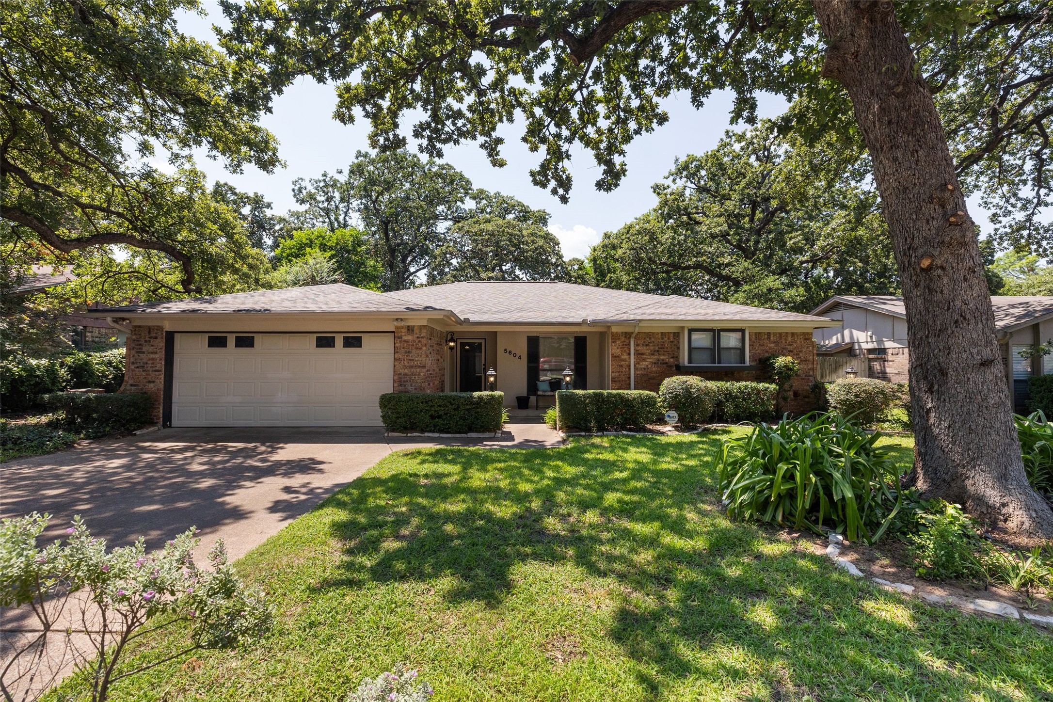 5604 Kingstree Court Arlington TX 76017