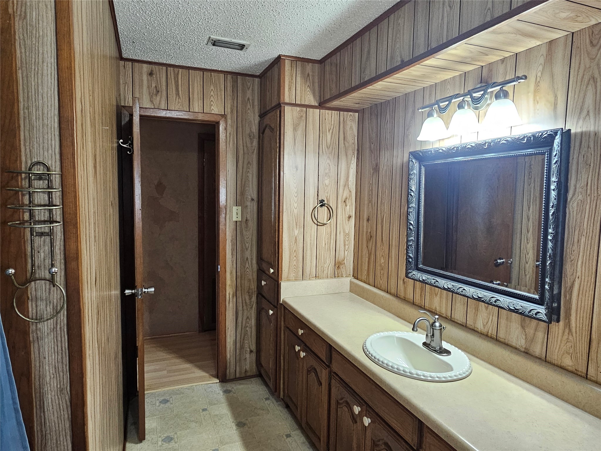 260 County Road 1885 Yantis TX 75497