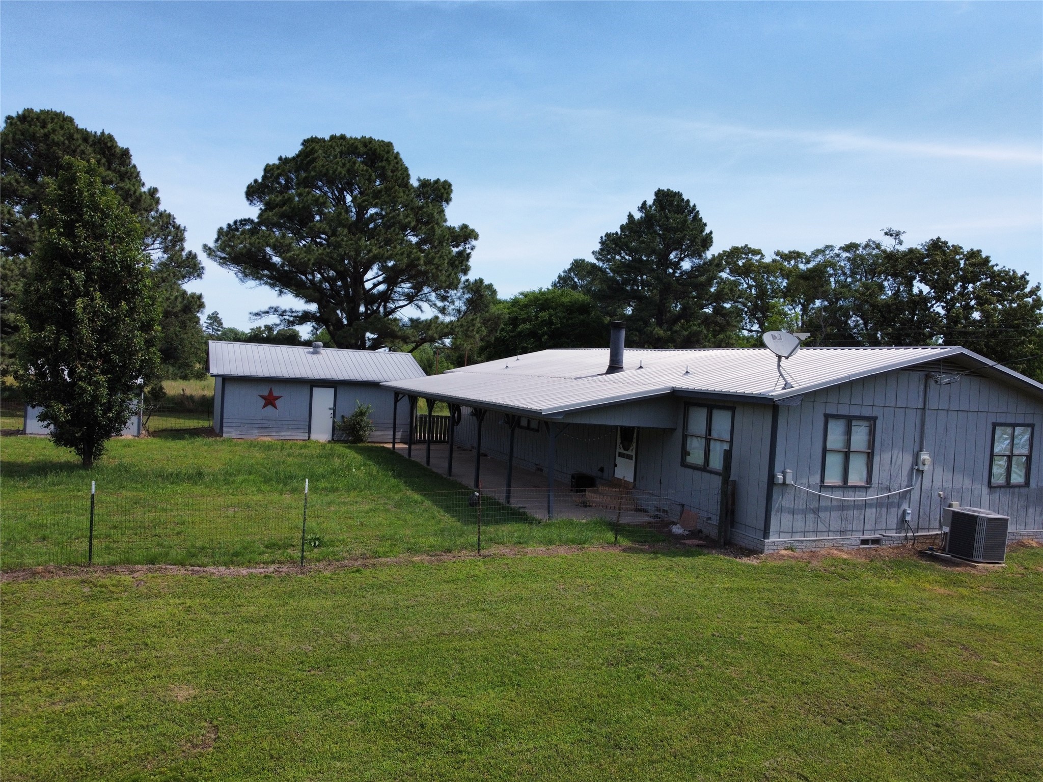 260 County Road 1885 Yantis TX 75497