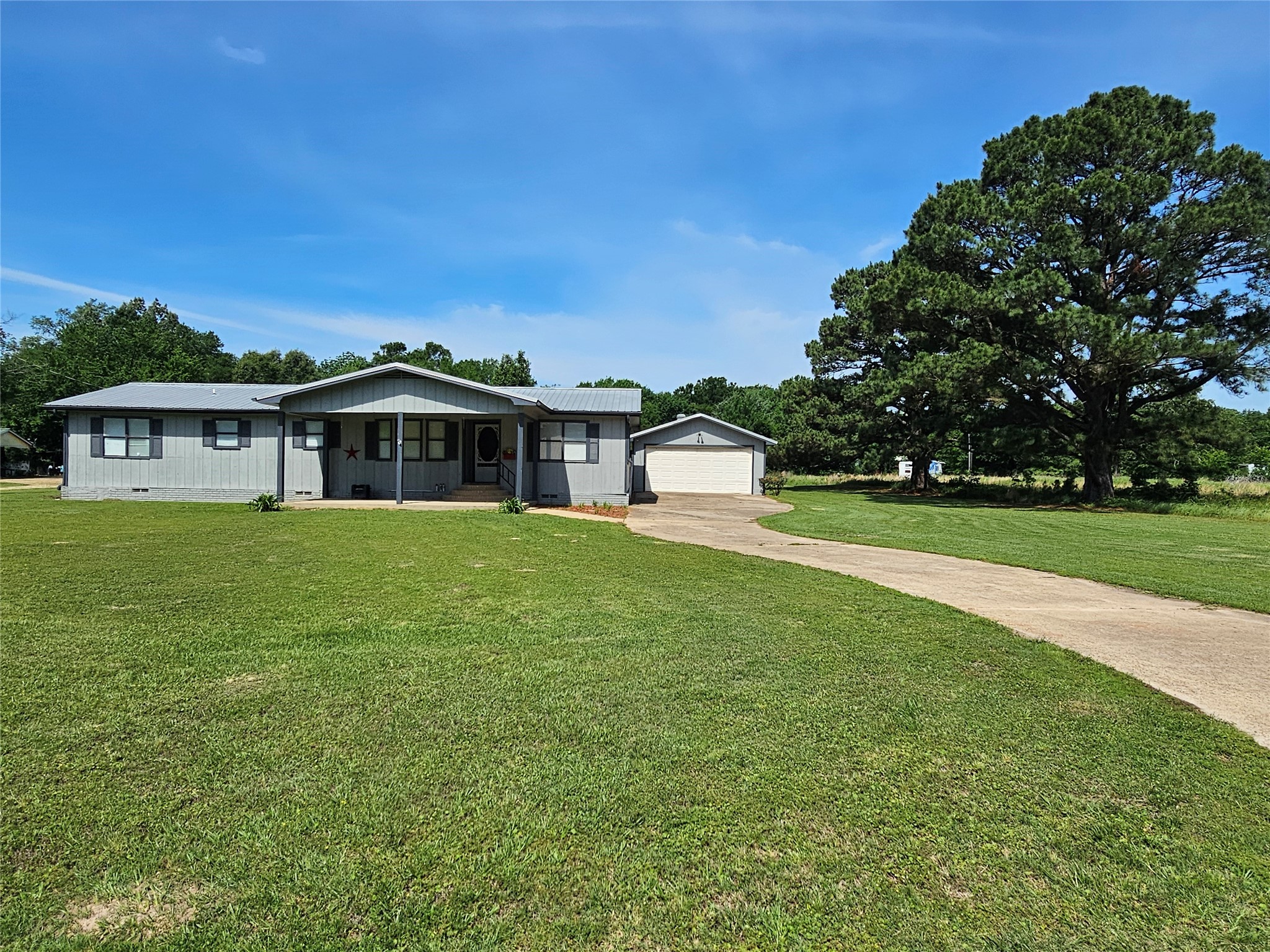 260 County Road 1885 Yantis TX 75497