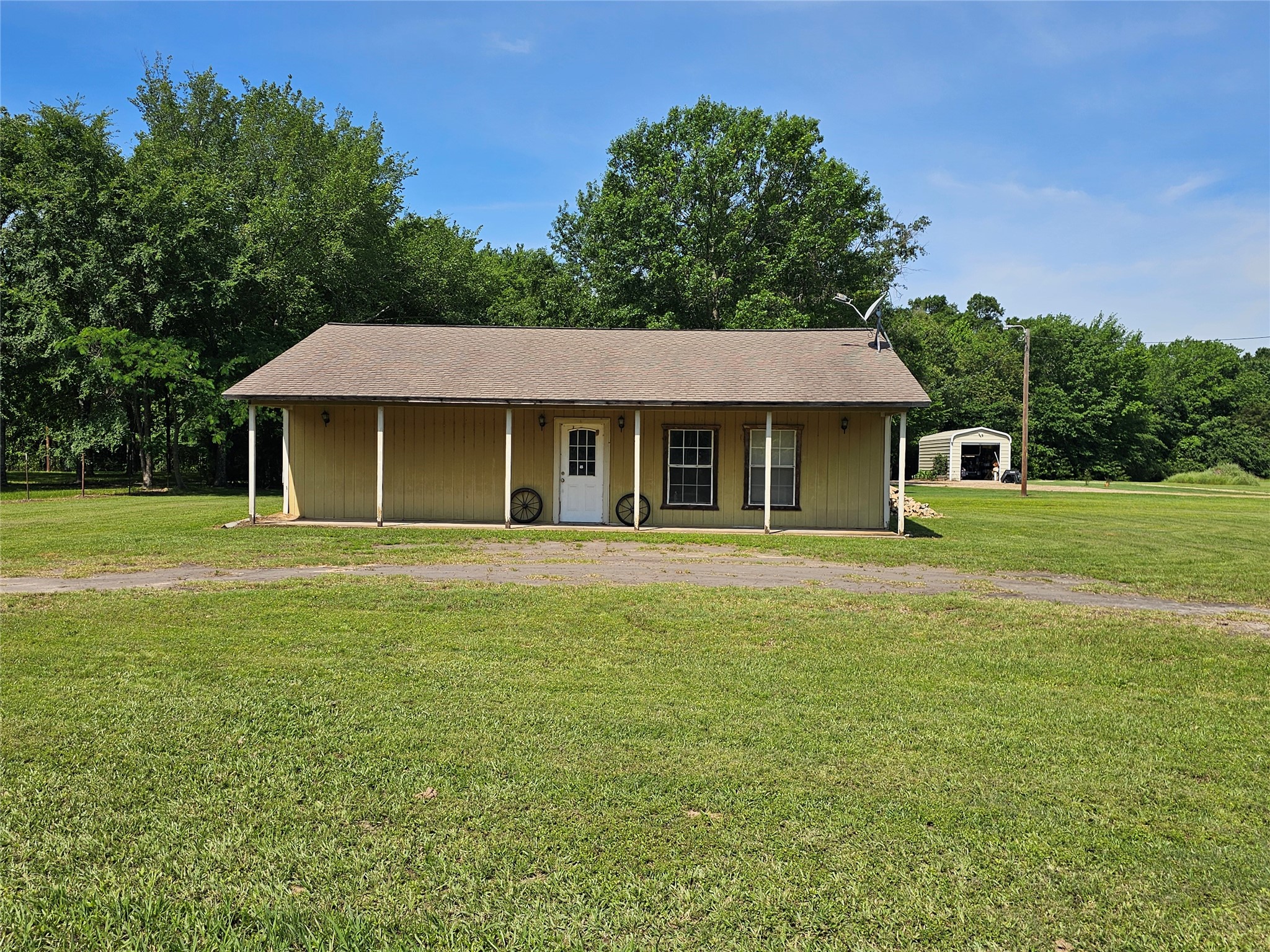 260 County Road 1885 Yantis TX 75497