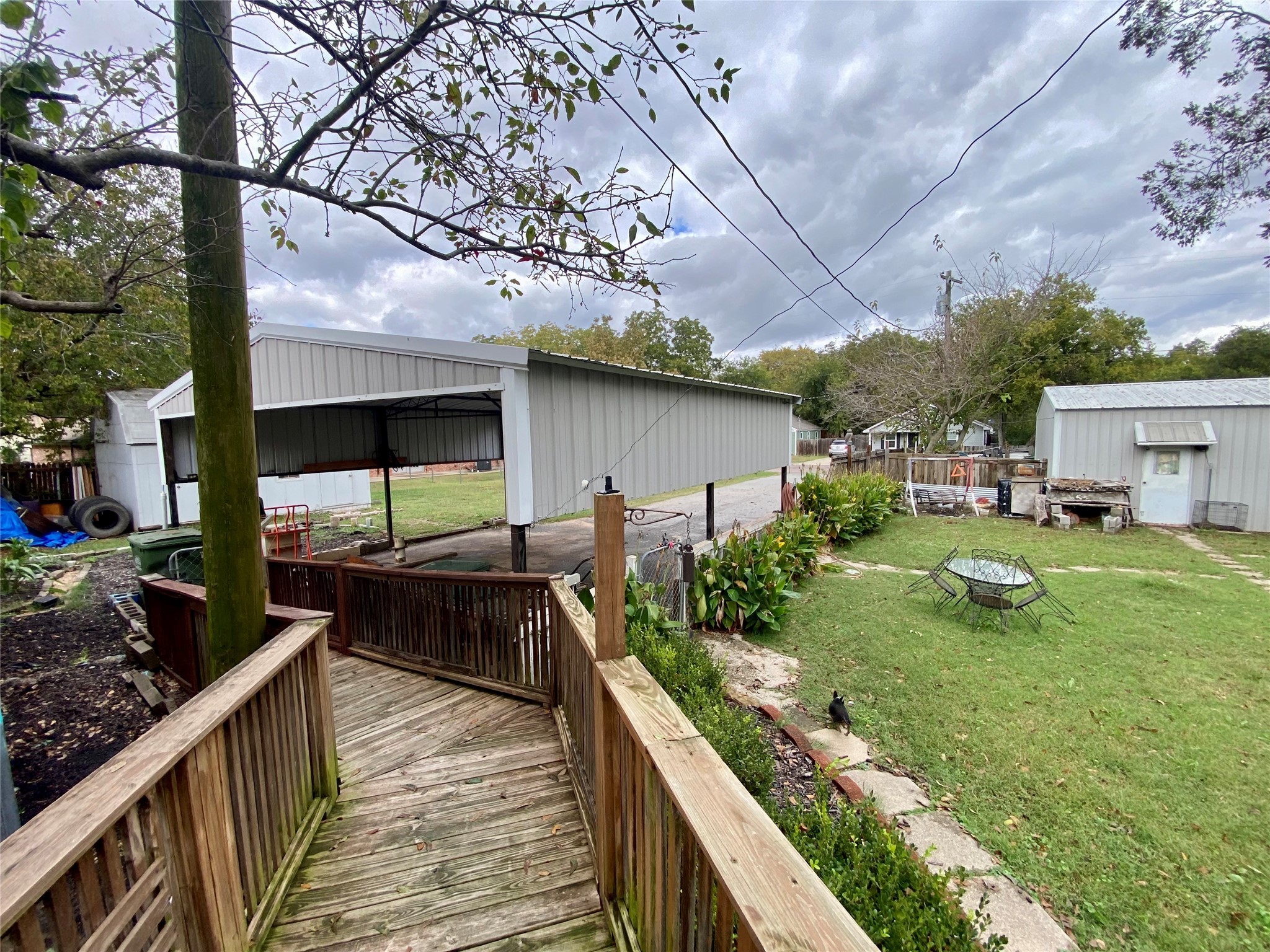 407 E Main Street Whitesboro TX 76273