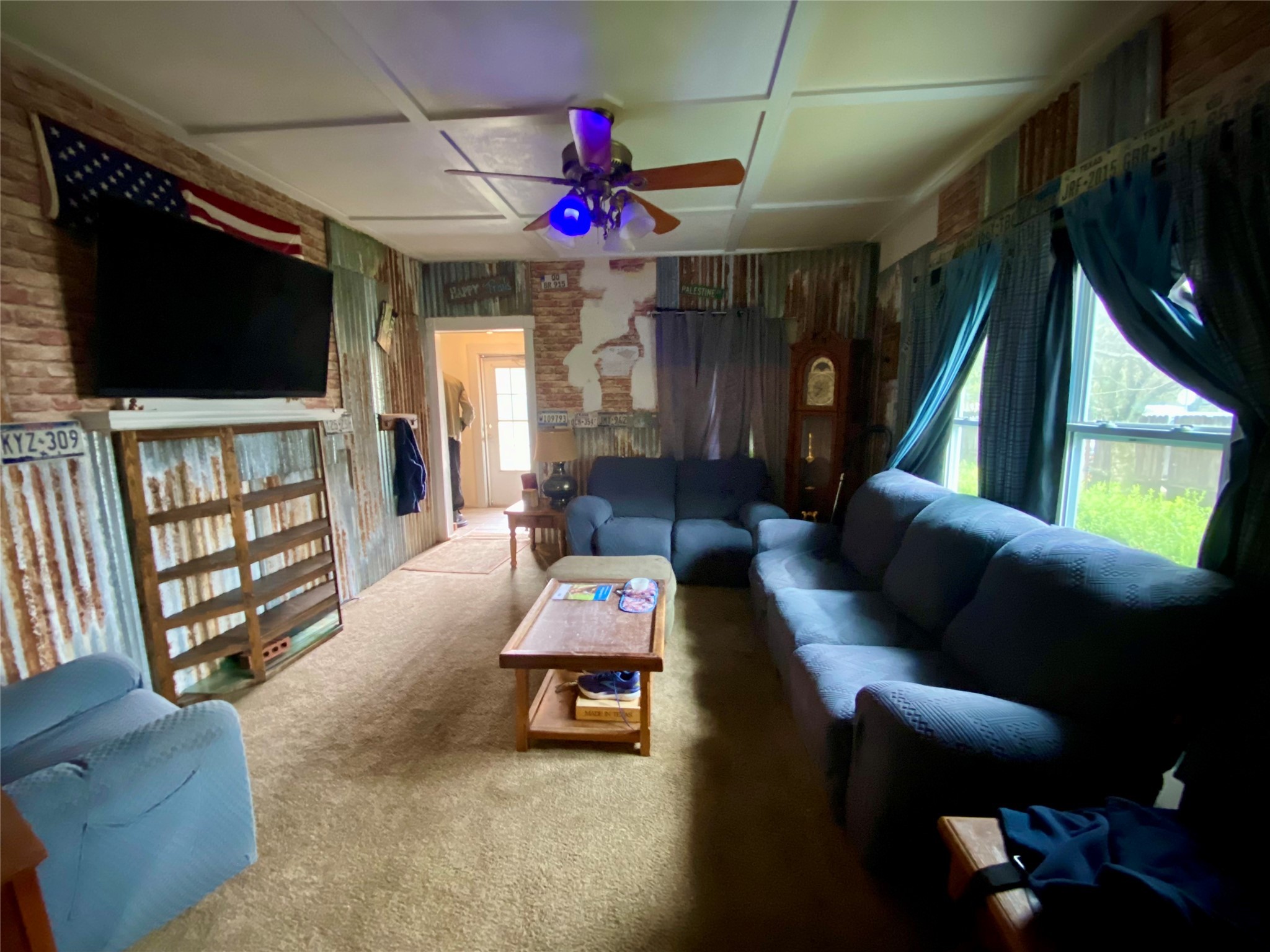 407 E Main Street Whitesboro TX 76273