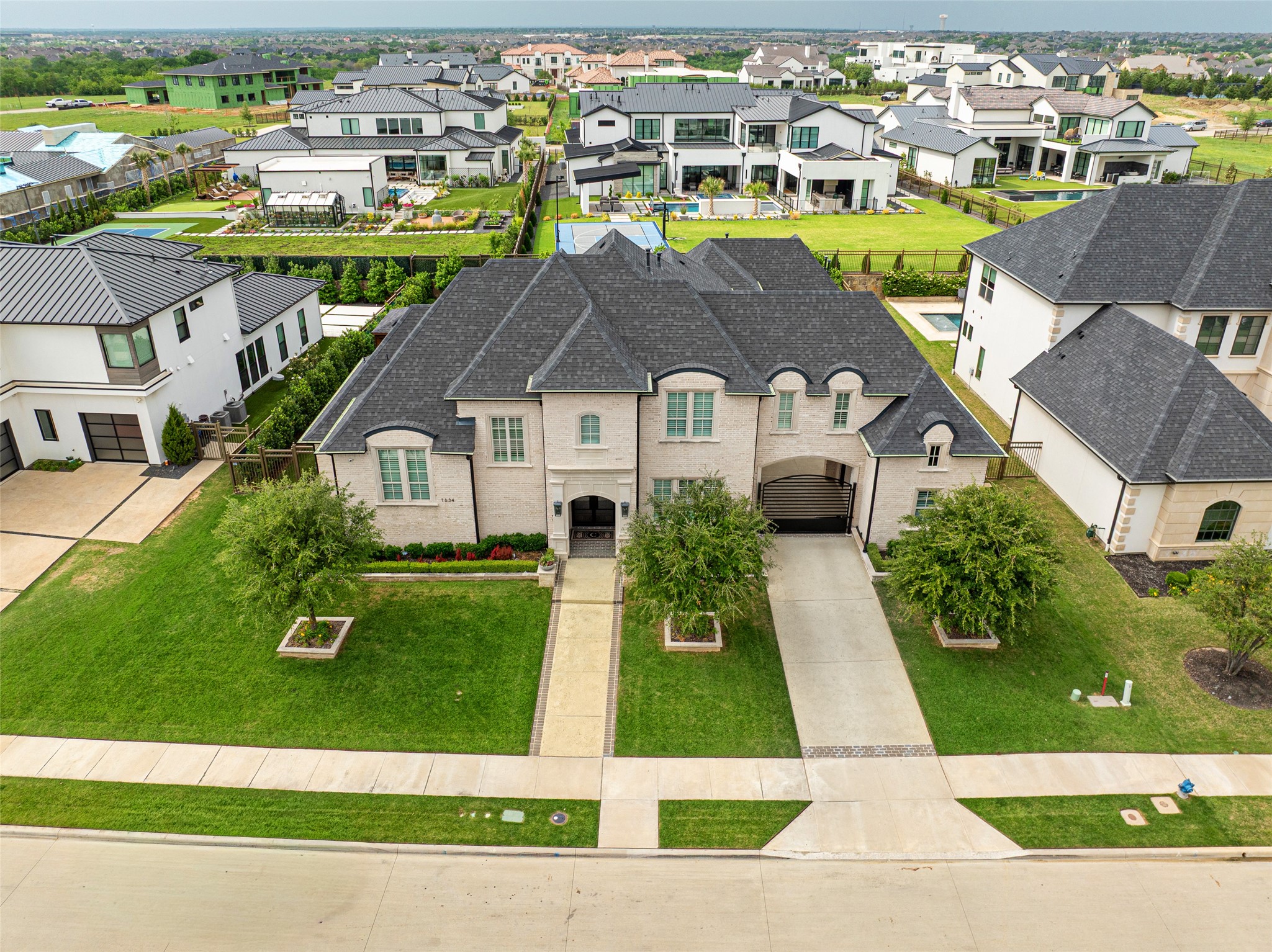 1634 Courtland Drive Frisco TX 75034