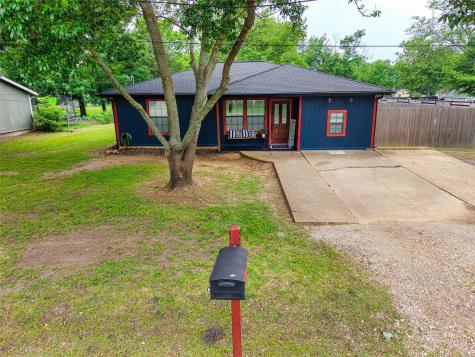 307 N 2nd Street Crandall TX 75114