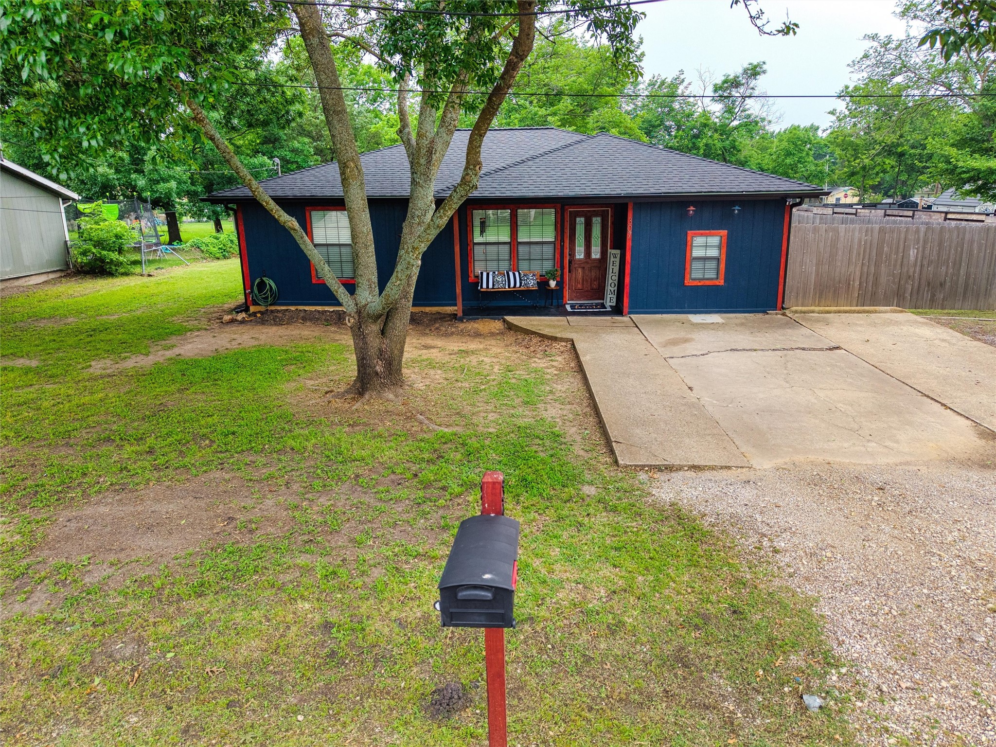 307 N 2nd Street Crandall TX 75114