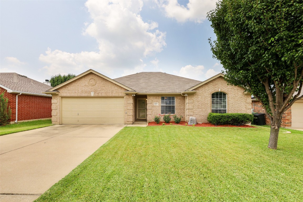 1807 Cancun Drive Mansfield TX 76063