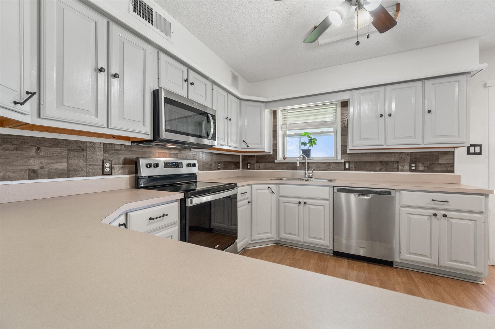 175 Fcr Teague TX 75860