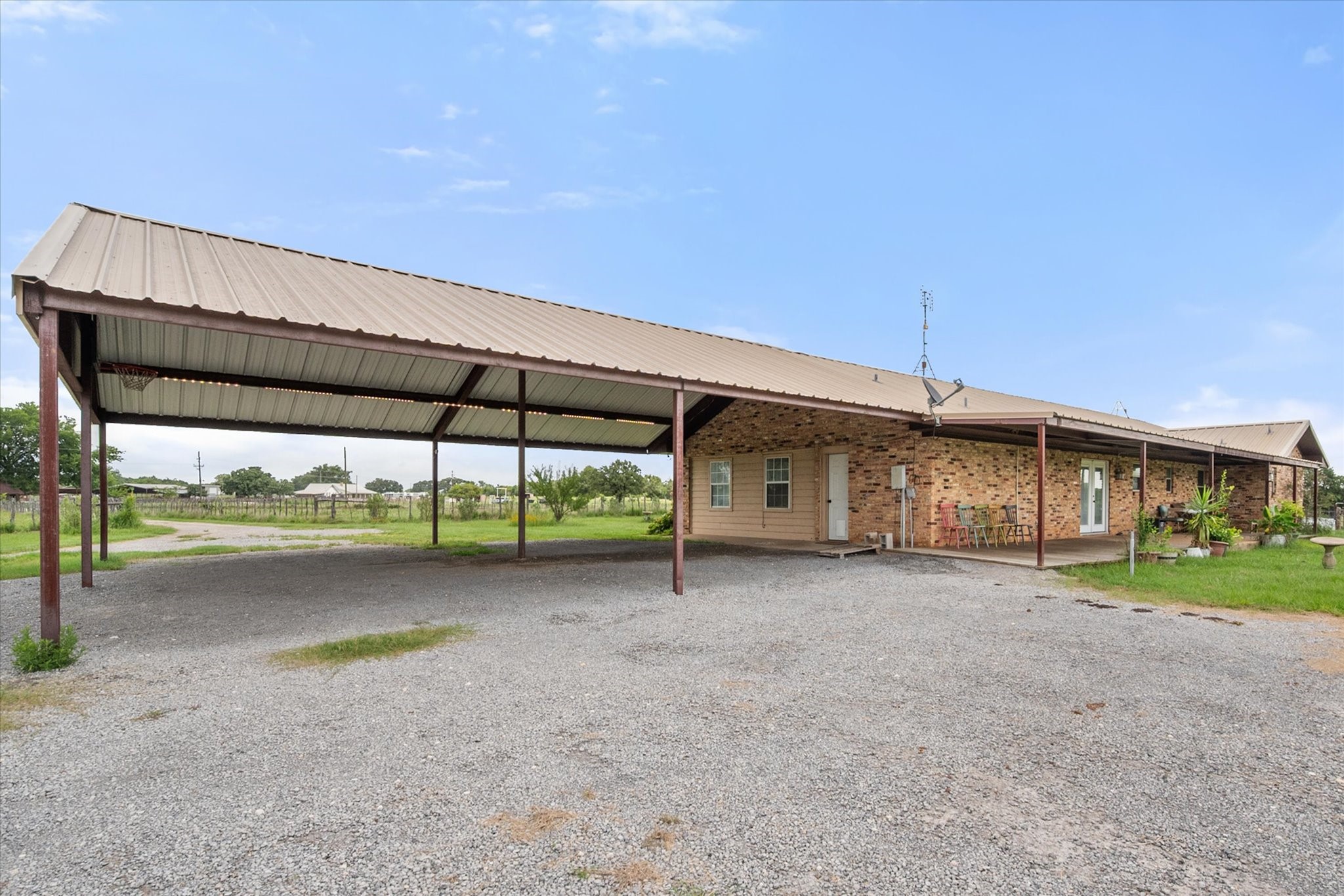 175 Fcr Teague TX 75860
