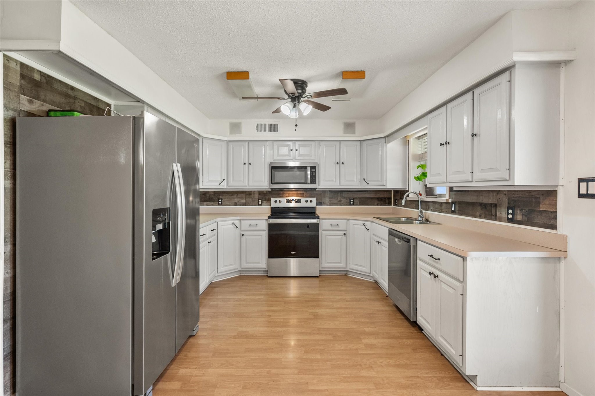 175 Fcr Teague TX 75860