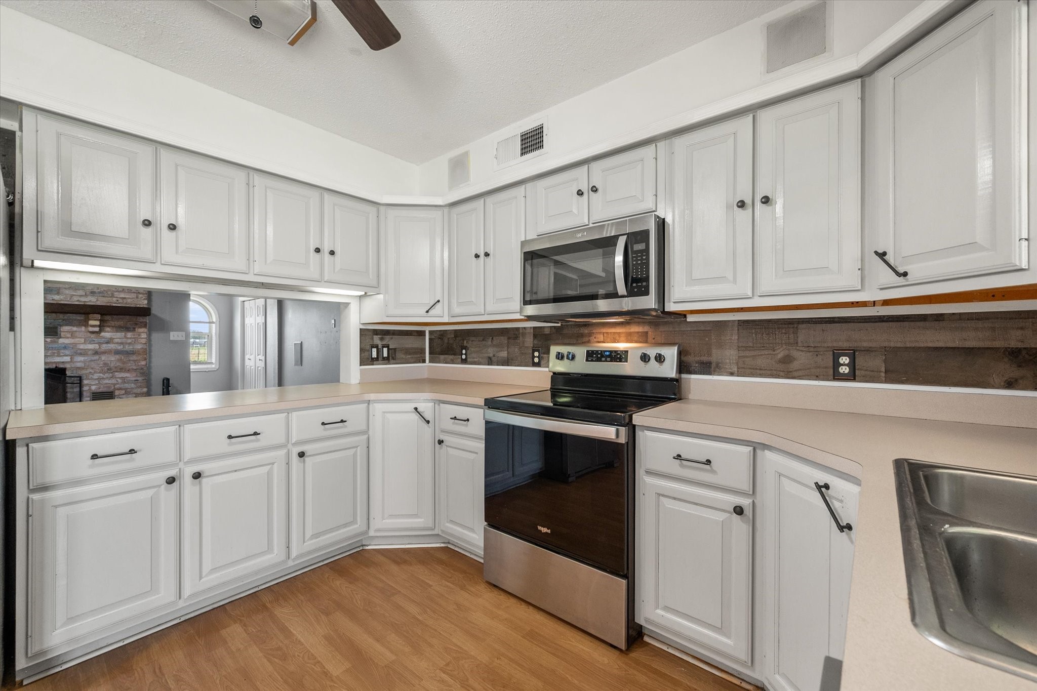 175 Fcr Teague TX 75860