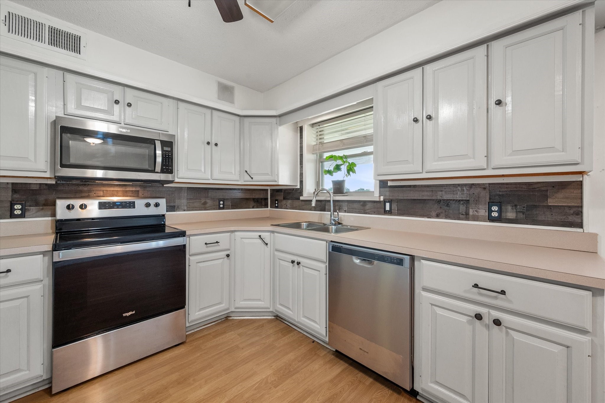 175 Fcr Teague TX 75860