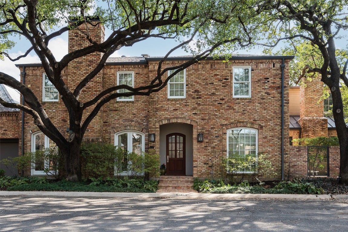 4928 Briarwood Place Dallas TX 75209