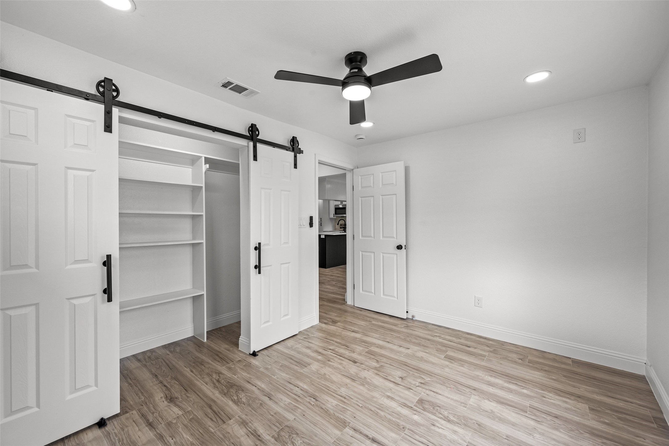 5225 Urbanview Street Sansom Park TX 76114