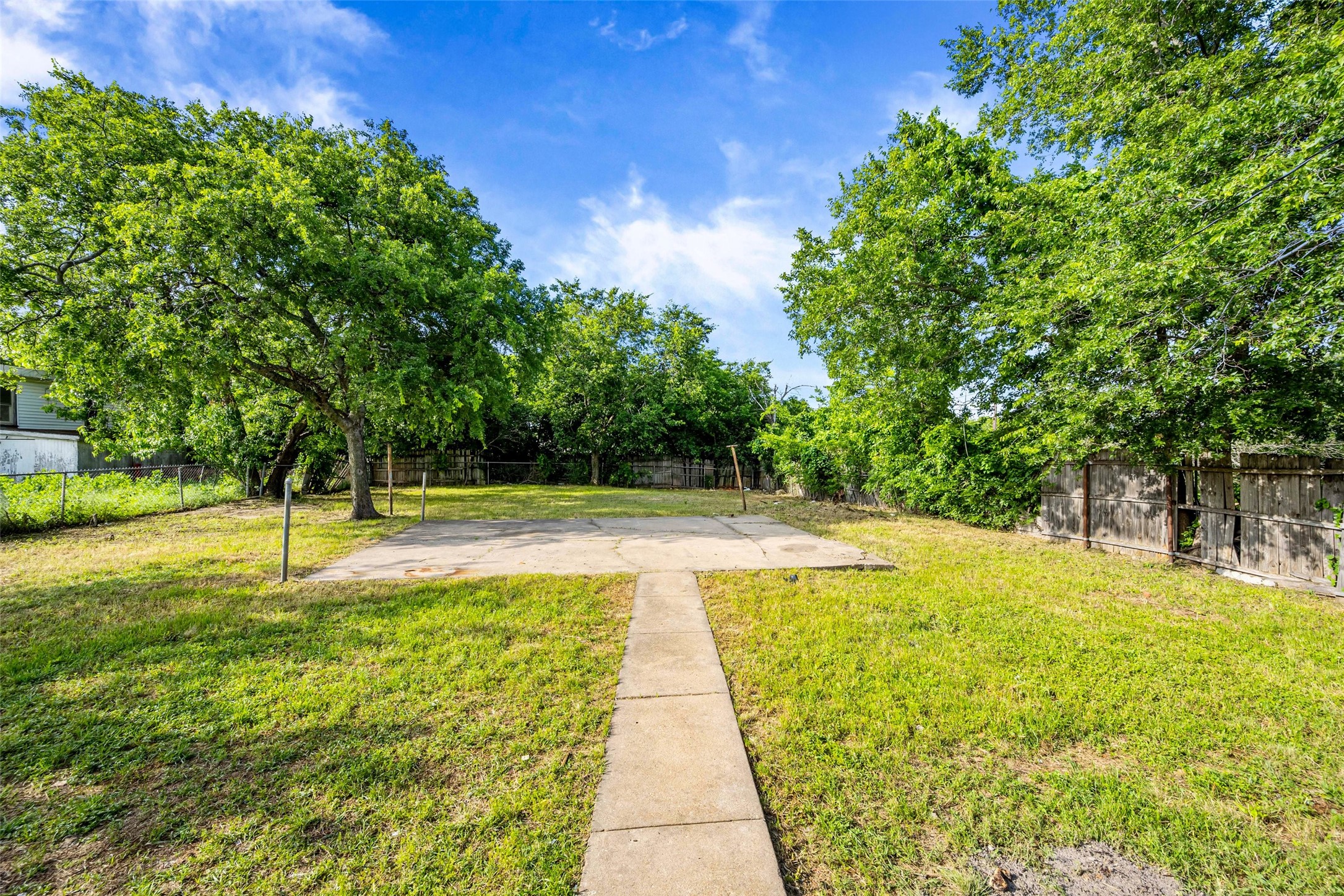 5225 Urbanview Street Sansom Park TX 76114