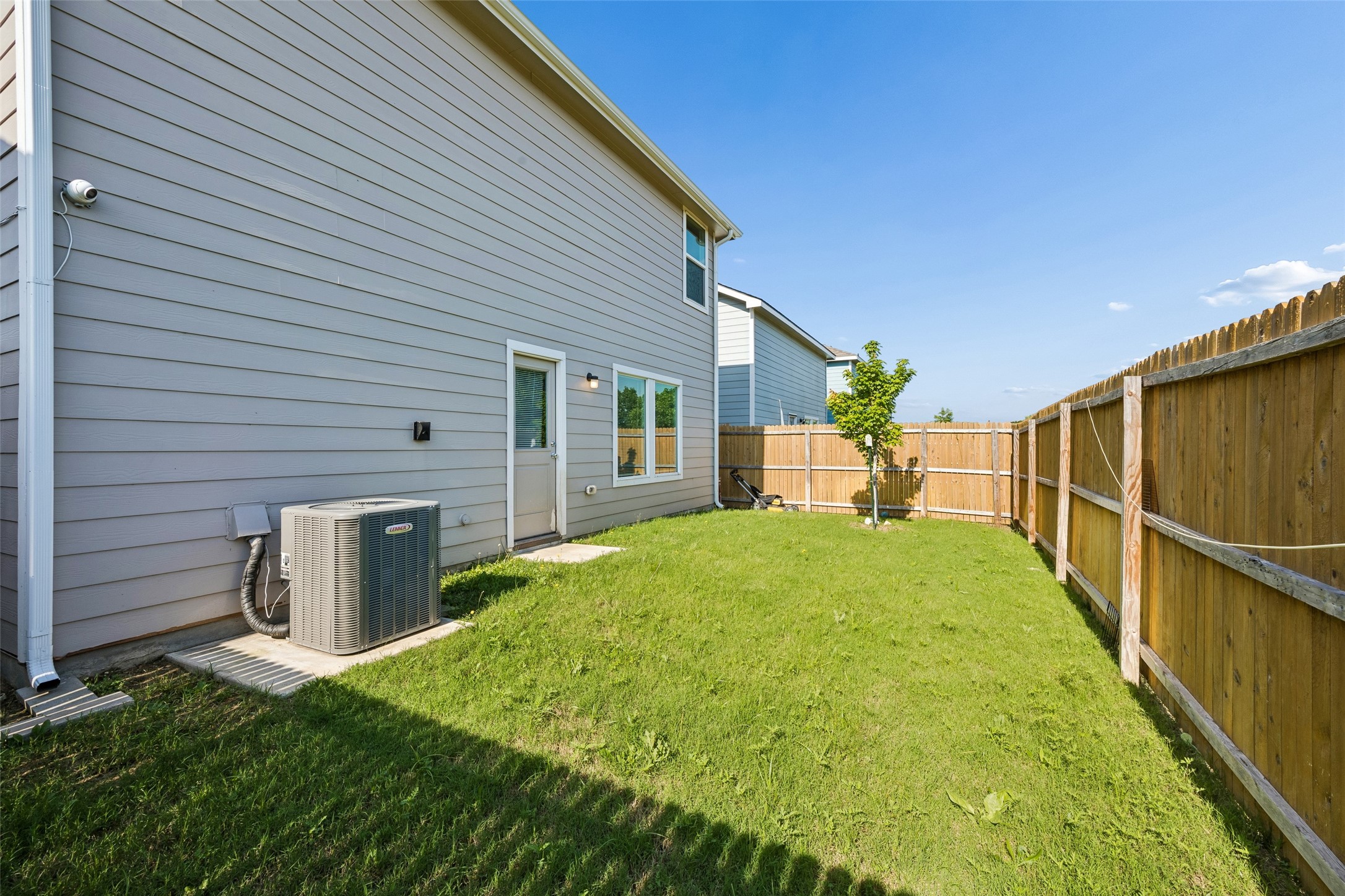2935 Lorena Jordan Road Dallas TX 75212