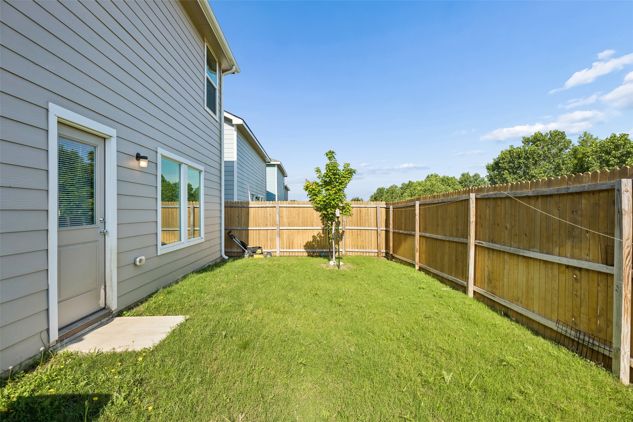 2935 Lorena Jordan Road Dallas TX 75212